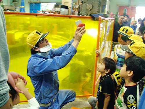 遊具製造_ボール盤説明